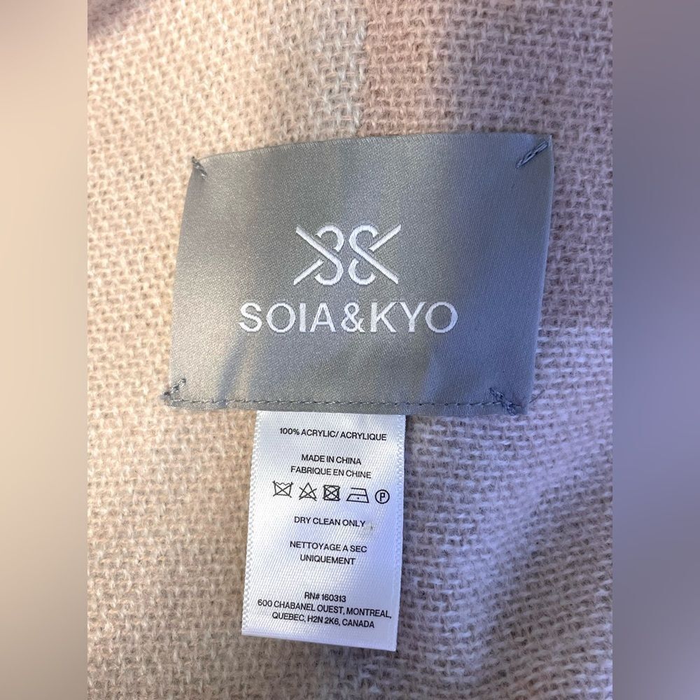 Soia & Kyo Cream & Blush Color Block Kimono Shawl… - image 5